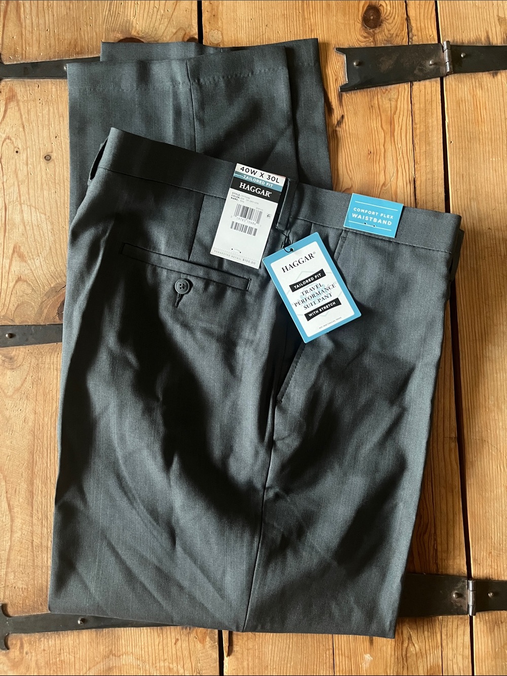 Haggar Men's Flat-Front Dress Pants in Charcoal  40X30